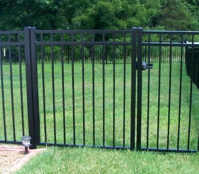 Aluminum 10' single swing gate, flat top